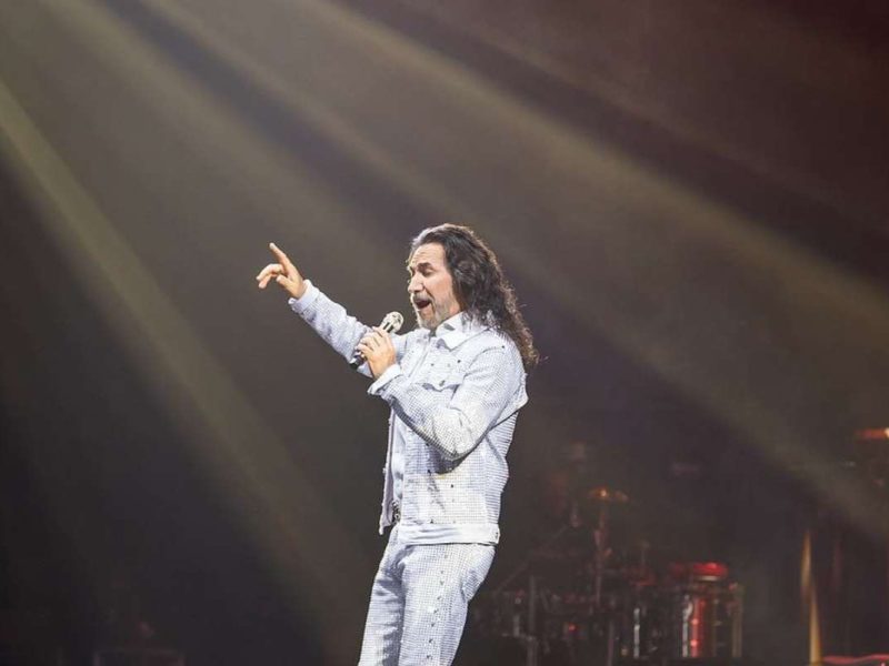 Marco Antonio Solís Cantante