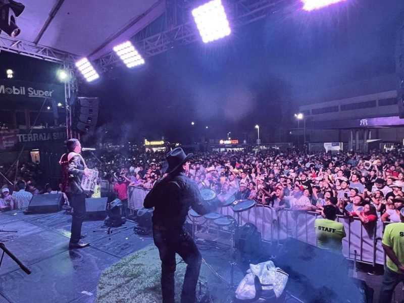 Grupo Paco Barrón y sus Norteños Clan