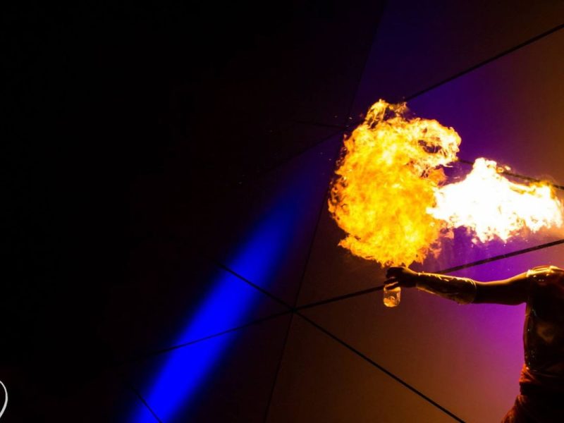 Show de Danza con Fuego y Tambores Africanos