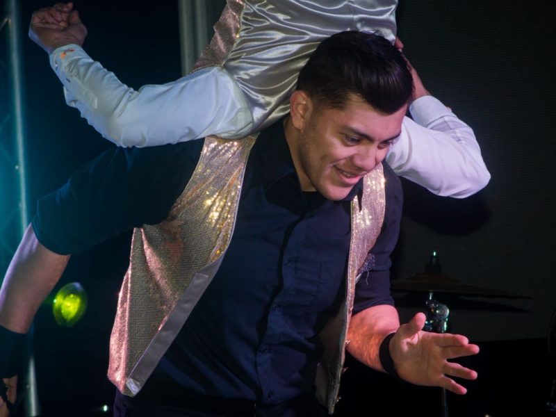 Show de Acrobacias "Jazz Contempo"