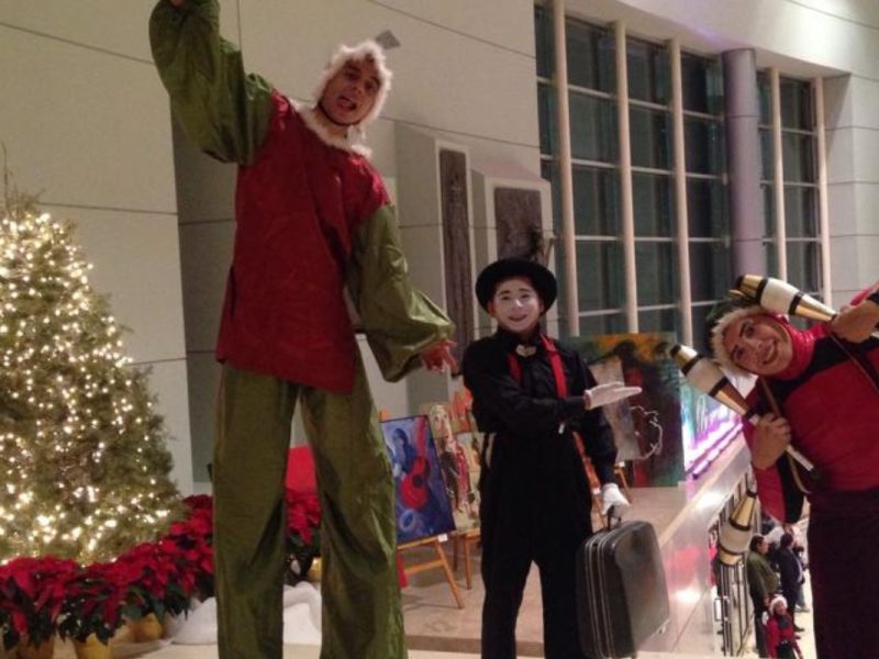 Show Santa, Grinch y Duendes