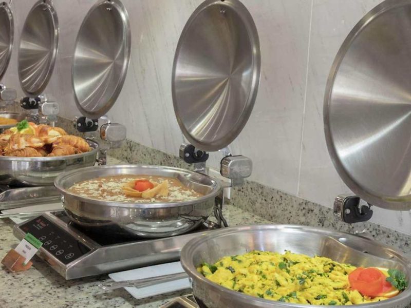 Restaurante Mezze Double Tree By Hilton