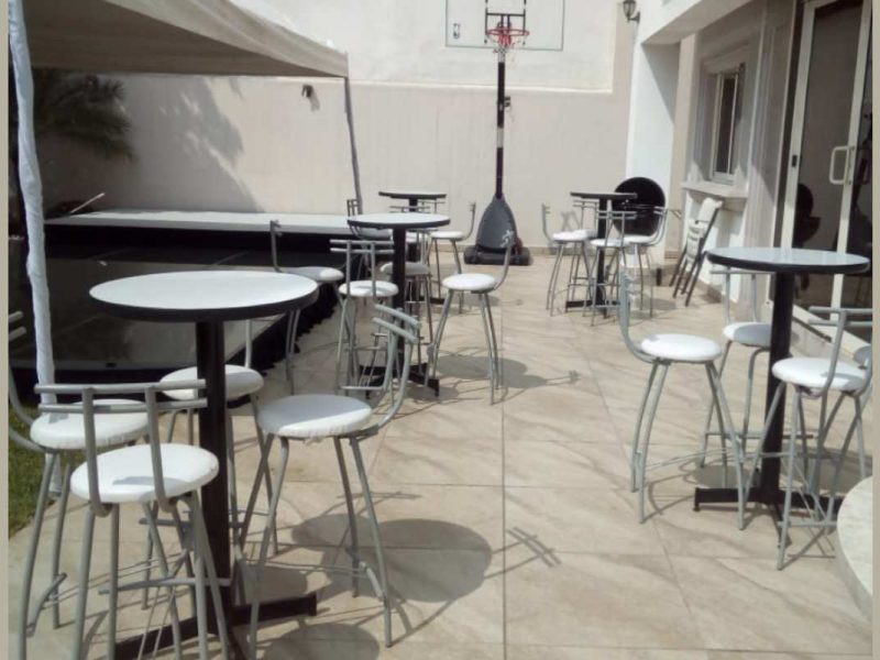 Renta de Mesa Alta Tipo Bar