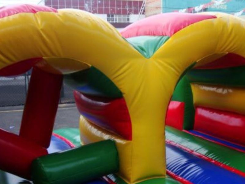 Renta de Inflable Obstáculos