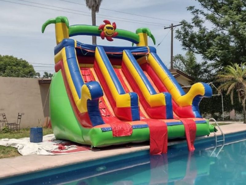 Renta de Inflable Palmas Doble Carril