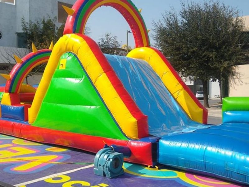Renta de Inflable Obstáculos Cañones