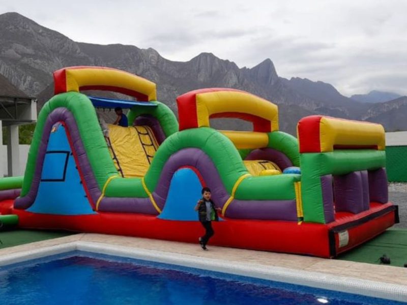 Renta de Inflable Obstáculos de colores