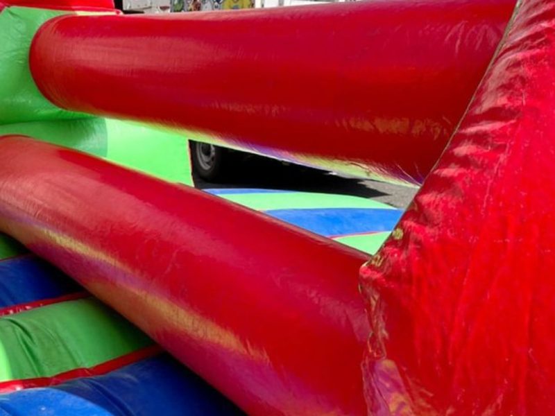 Renta de Inflable Obstáculos 8 mts