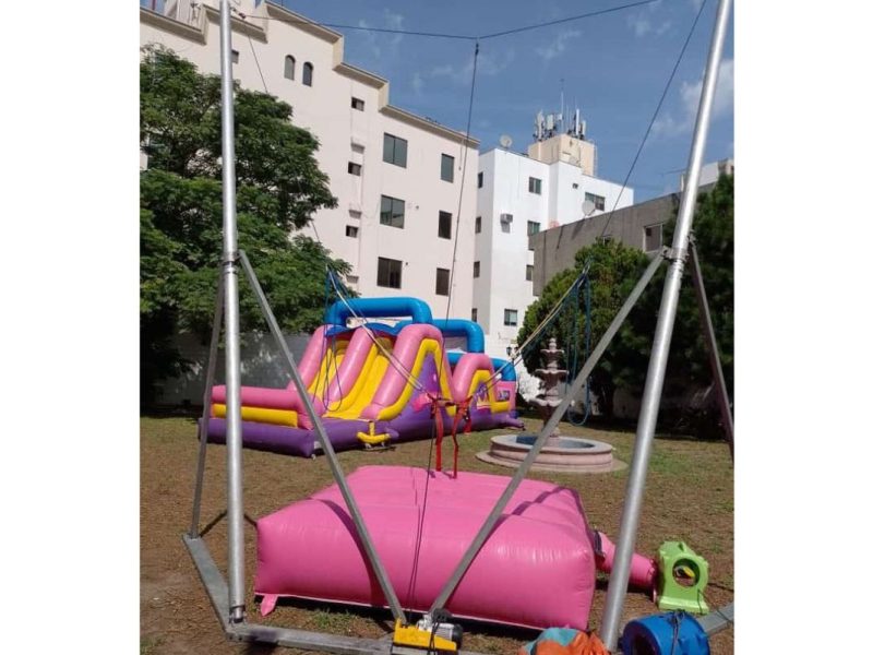 Renta de Bungee Rosa o Blanco