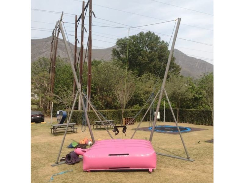 Renta de Bungee Rosa o Blanco
