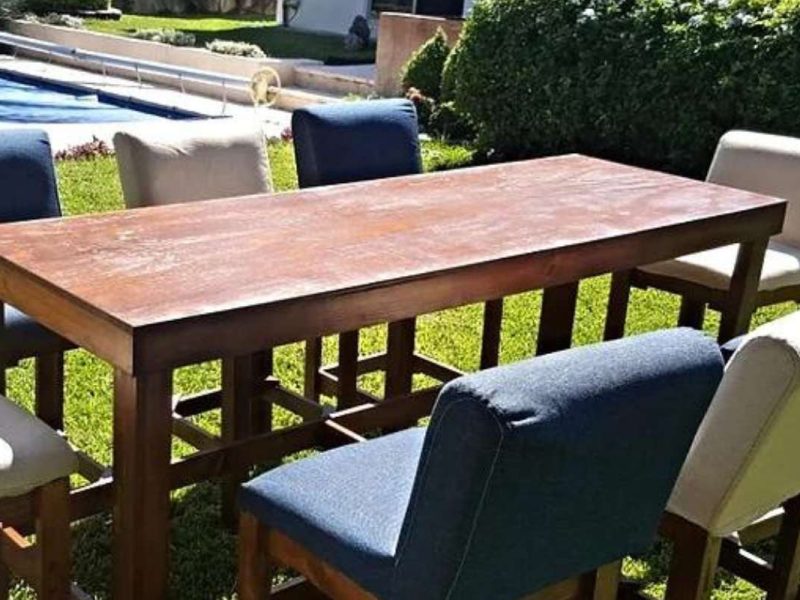 Renta de Mesa Rectangular Tipo Bar de Madera