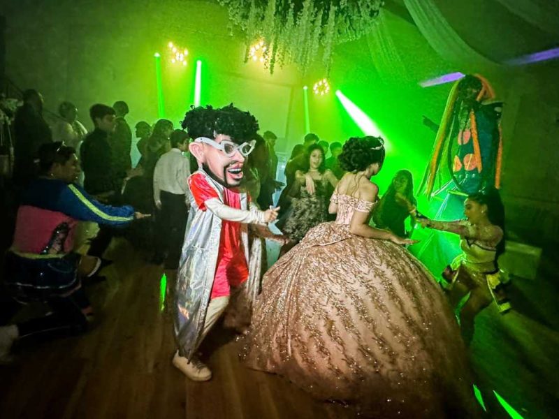 Show con Personajes para Bodas y XV años