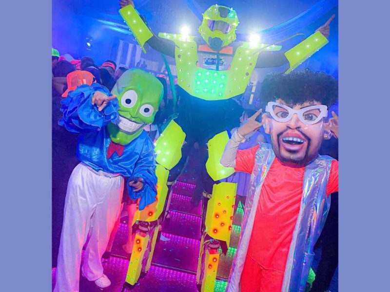 Show con Personajes para Bodas y XV años