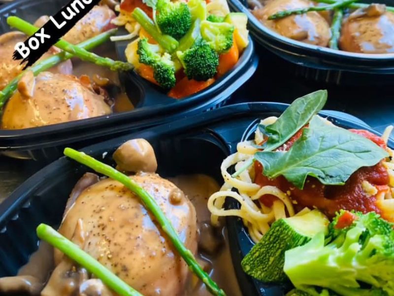 Bocadillos Box Lunch Tradicional