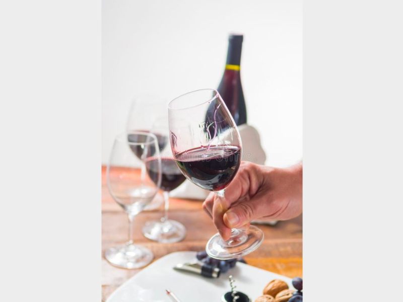 Renta para Copa de Agua o Vino Tinto