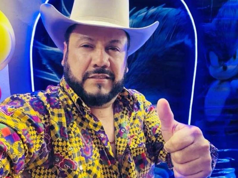 Isaias Lucero Cantante