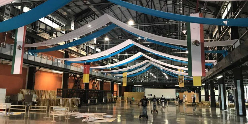 Nave Lewis Ala Acero