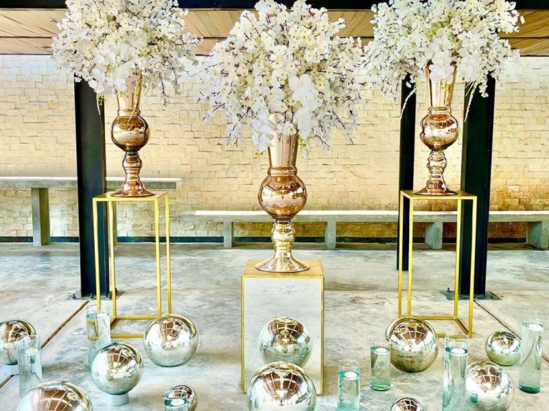 Arreglos Florales Renta de Mobiliario y Decoración