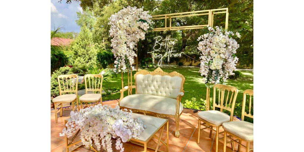 Arreglo Floral para Mesa de Honor o Mesa de Firmas