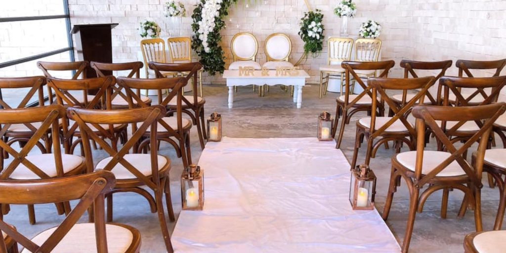 Quinques Color Cobre con Vela Renta de Mobiliario y Decoración