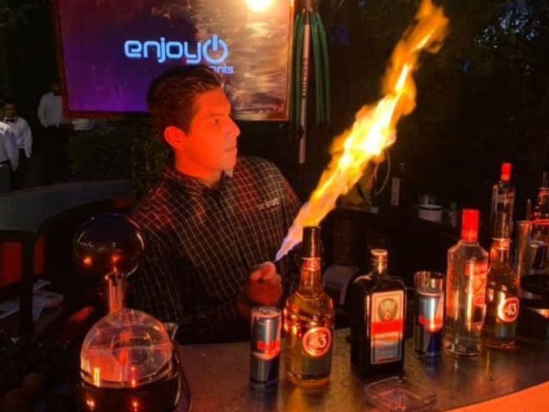 Barra De Bebidas Con Alcohol Ideal Para Bodas