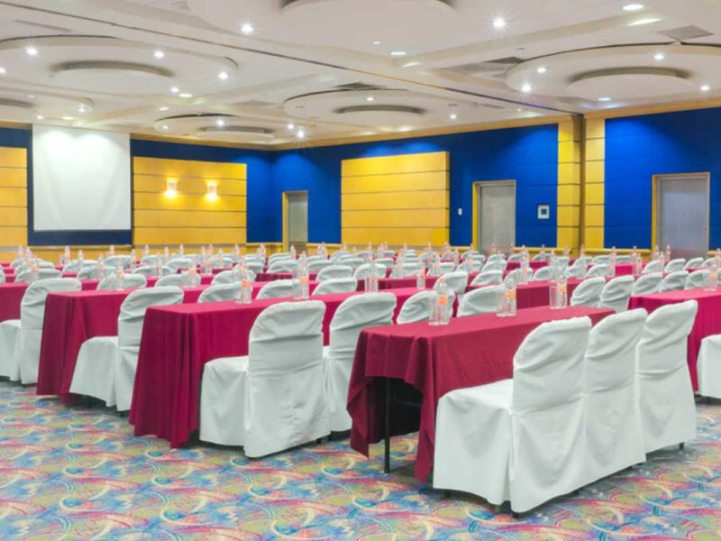 Holiday Inn Parque Fundidora