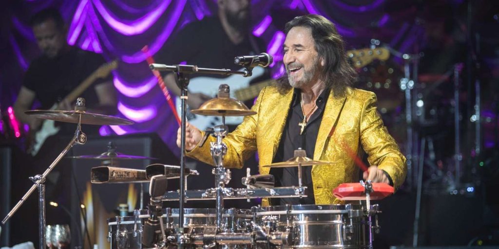 Marco Antonio Solís Cantante