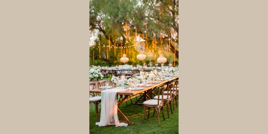 Renta de Mesa Rectangular De Madera Con Base Cruzada