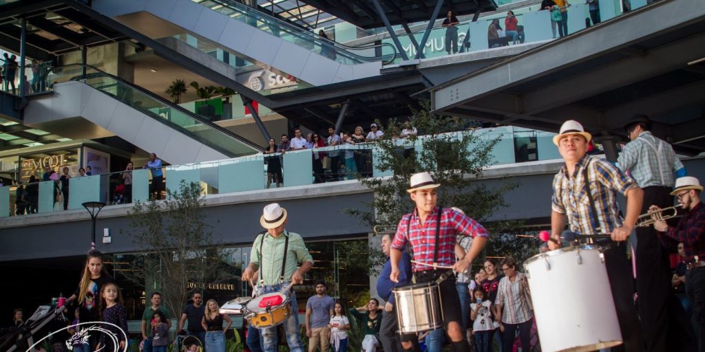 Show de Acrobacias "Jazz Contempo"