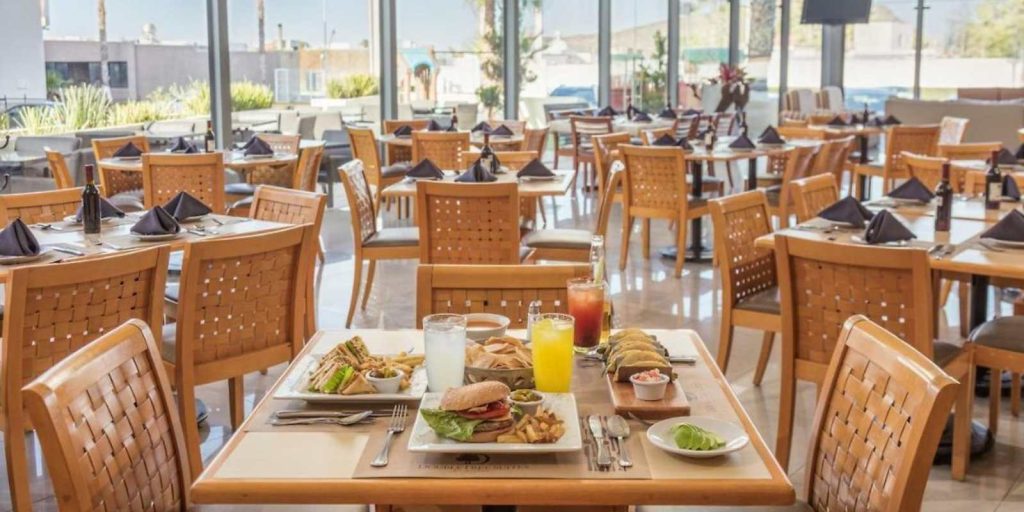 Restaurante Mezze Double Tree By Hilton