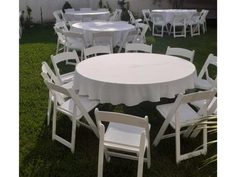 Renta de Mesas (Incluyen 10 Sillas Banqueteras o Avant Garde y Mantel)