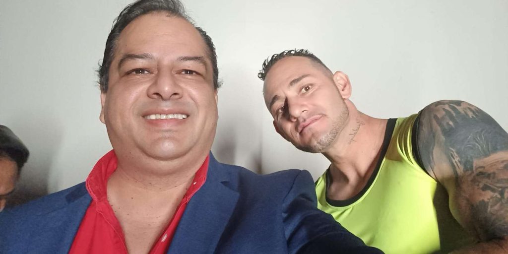 Alex Saldaña Comediante