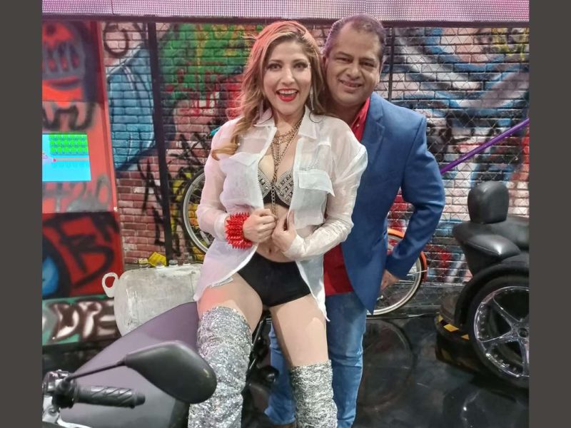 Alex Saldaña Comediante