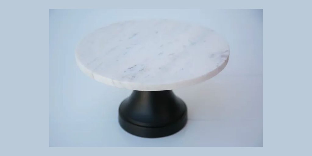 Renta De Base de Mármol