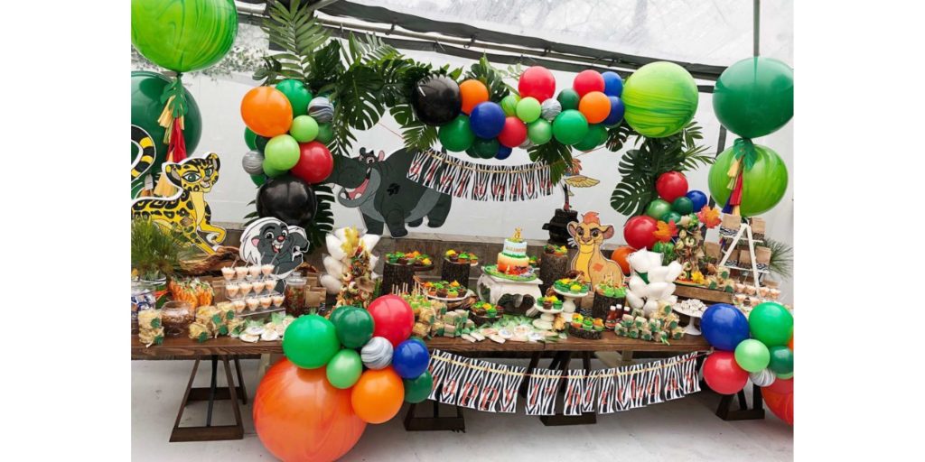 Renta Mesa Rectangular de Nogal