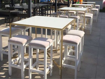 Renta Mesa Alta Color Oro