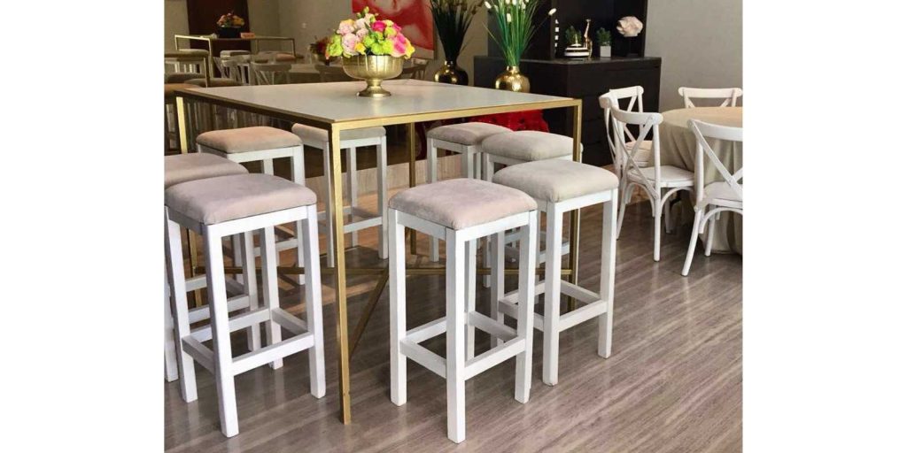 Renta Mesa Alta Color Oro