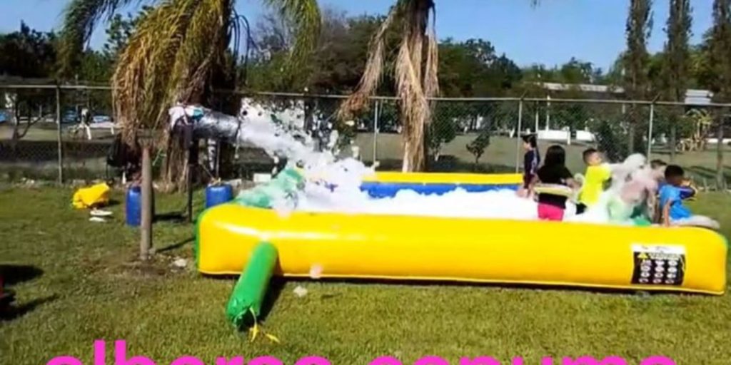 Renta de Alberca con espuma