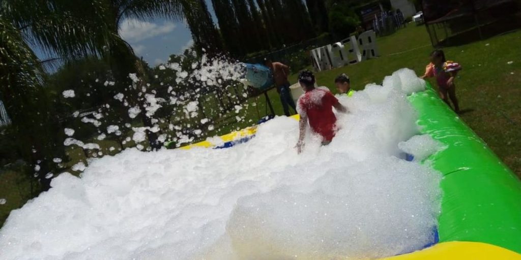 Renta de Alberca con espuma