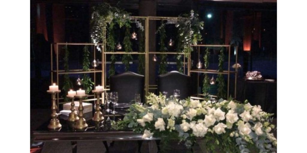 Estructuras Metálicas Doradas