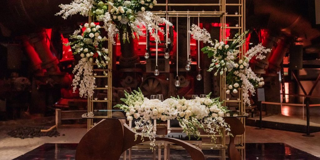 Estructuras Metálicas Doradas