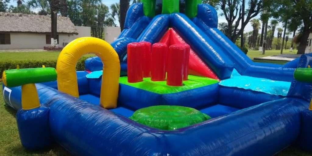 Renta de Inflable Acua Zone