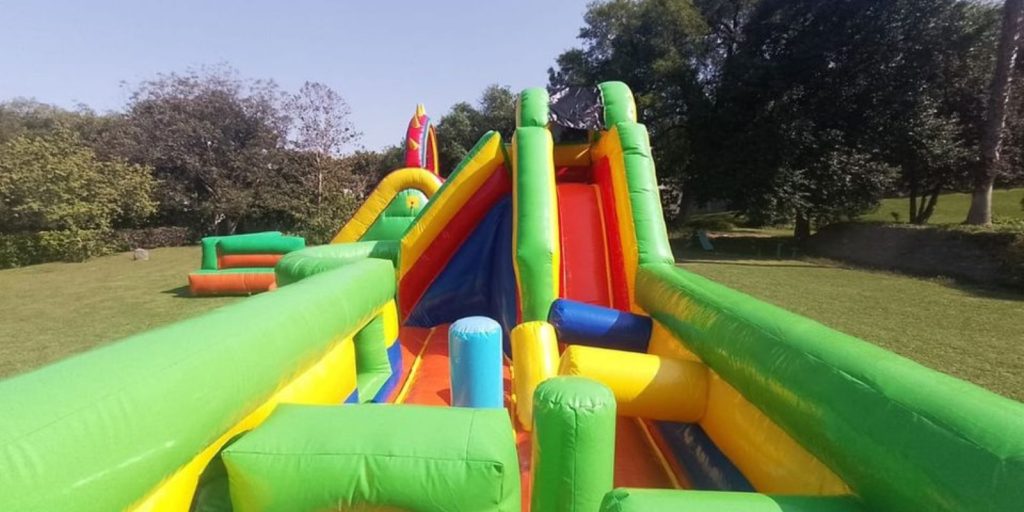 Renta de Inflable Circuito Extremo