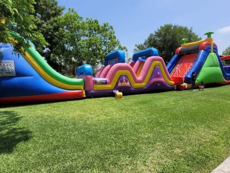 Renta de Inflable Doble Xtreme Challenger