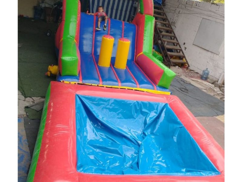 Renta de Inflable Escalador con alberca