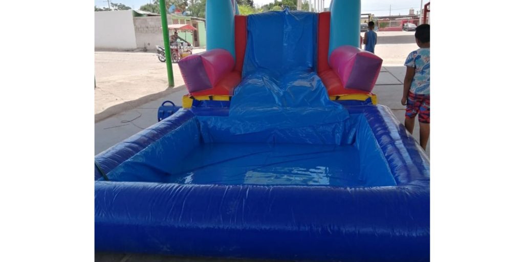 Renta de Inflable Escalador con alberca