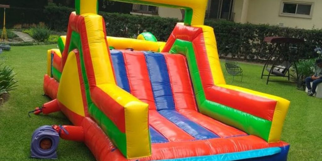 Renta de Inflable Obstáculos 7 mts