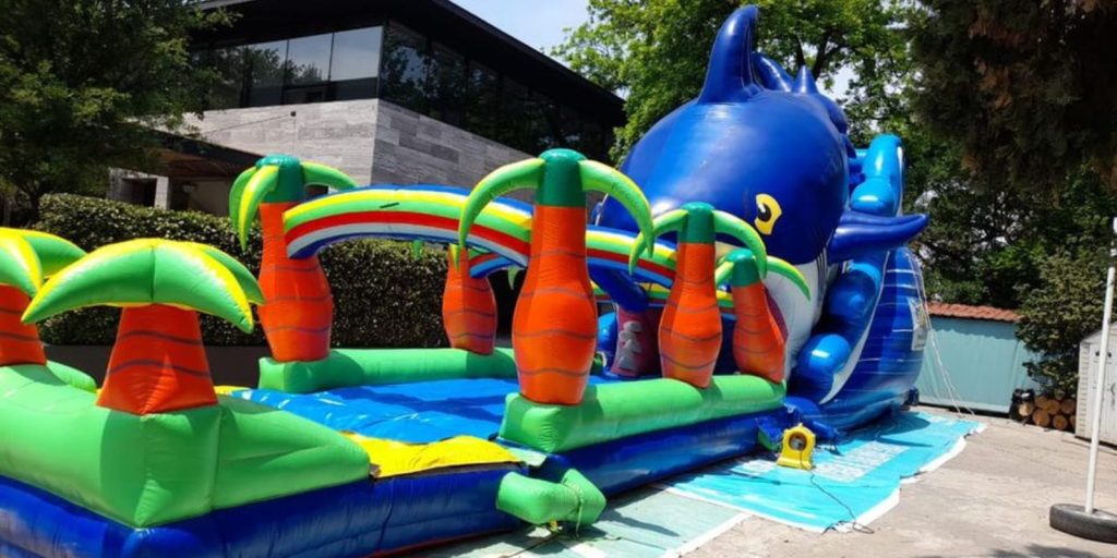 Renta de Inflable Tiburón Súper Xtreme
