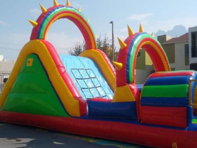Renta de Inflable Obstáculos Cañones