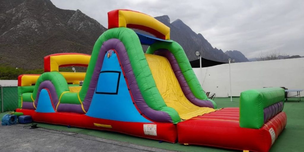 Renta de Inflable Obstáculos de colores
